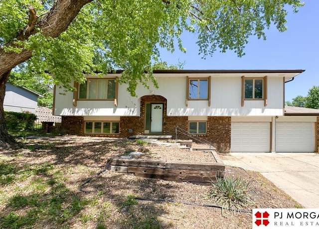 Property at 2307 N 142 St, Omaha, NE 68164-0000, 4 beds, 3 baths
