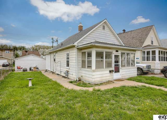 Property at 5134 S 39th St, Omaha, NE 68107, 3 beds, 1 bath