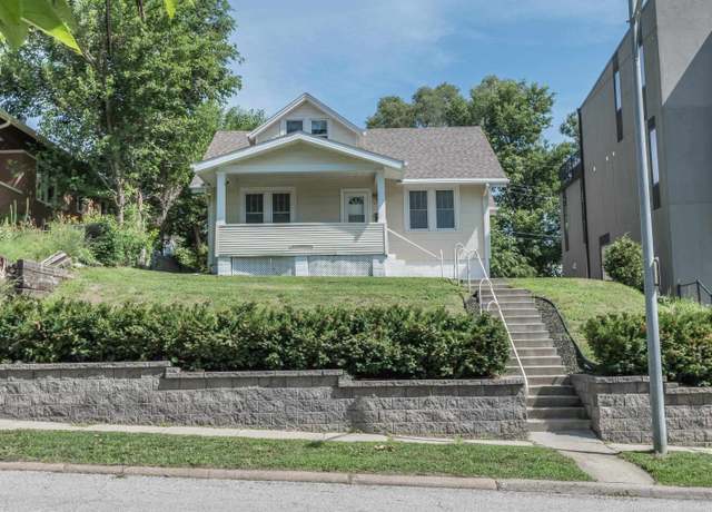 Property at 4738 Capitol Ave, Omaha, NE 68132, 4 beds, 2 baths