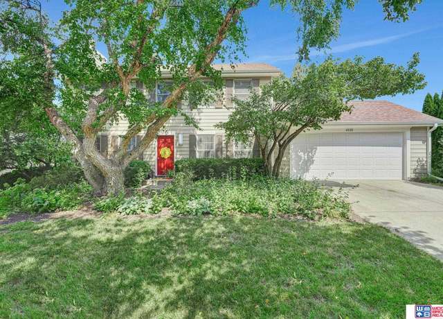 Property at 4630 Bingham Ct, Lincoln, NE 68516, 4 beds, 3 baths