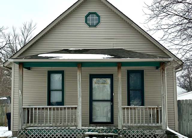 Property at 1611 E 4th St, Fremont, NE 68025, 2 beds, 2 baths