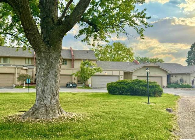 Property at 6012 Oakcrest Plz #16, Omaha, NE 68137, 2 beds, 3 baths