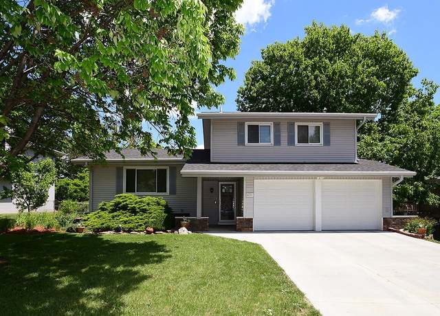 Property at 4711 S 102nd St, Omaha, NE 68127, 3 beds, 2.5 baths