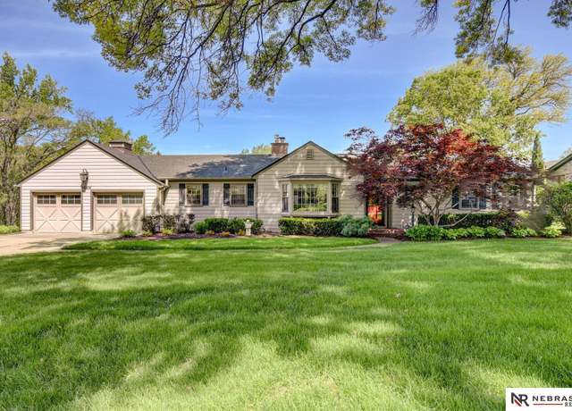 Property at 10416 Rockbrook Rd, Omaha, NE 68124, 2 beds, 2.5 baths