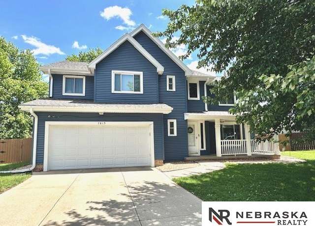 Property at 7813 Crabapple Ct, La Vista, NE 68128, 4 beds, 2.5 baths