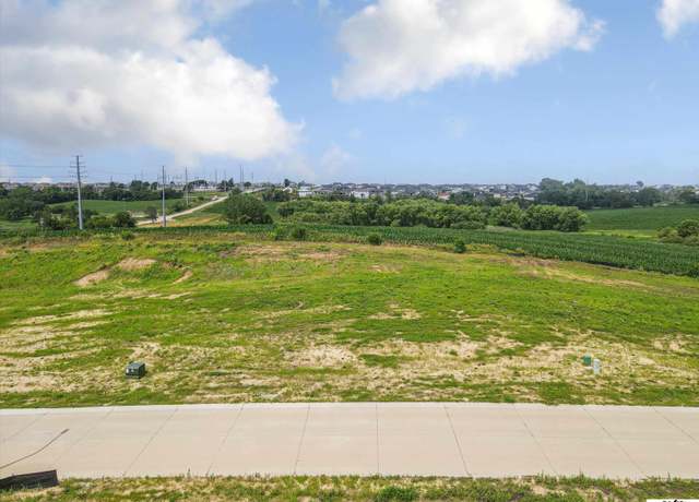 Property at 5404 N 199 St, Elkhorn, NE 68022