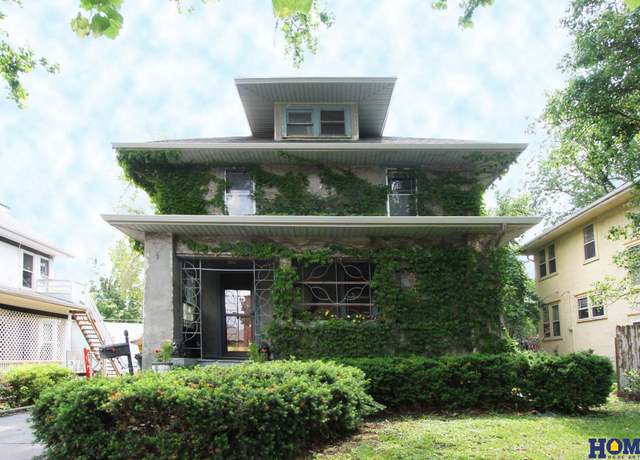 Property at 1610 S 20th St, Lincoln, NE 68502, 4 beds, 2 baths