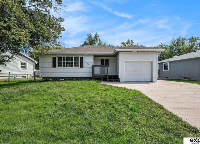 Property at 26 Cedar Dr, Yutan, NE 68073, 3 beds, 1.5 baths