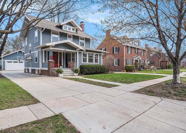 Property at 3032 Stratford Ave, Lincoln, NE 68502, 3 beds, 0.5 baths