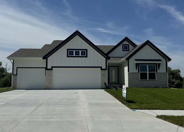 Property at 12667 Cooper St, Omaha, NE 68138, 4 beds, 3 baths