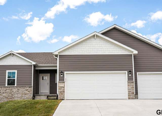 Property at 12310 S 204th Ave, Gretna, NE 68028, 4 beds, 3.5 baths