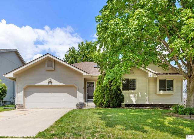 Property at 15212 Emmet St, Omaha, NE 68116, 3 beds, 3 baths