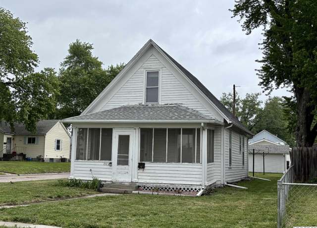 Property at 3618 13 St, Columbus, NE 68601, 3 beds, 1 bath