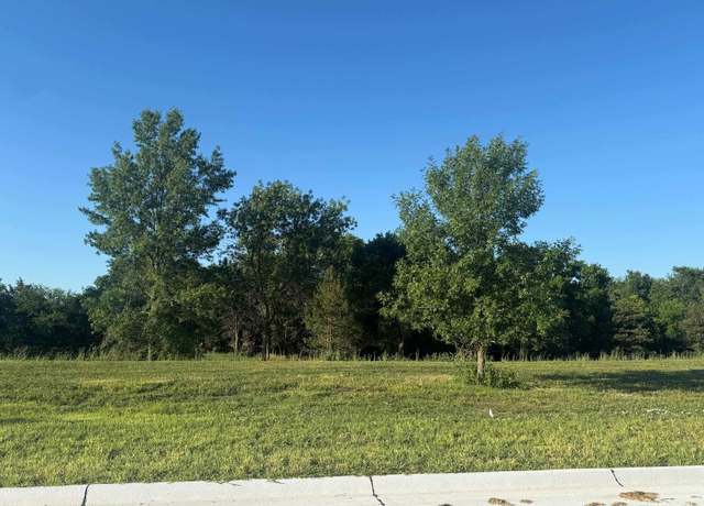 Property at 1855 Willow Ln, Crete, NE 68333