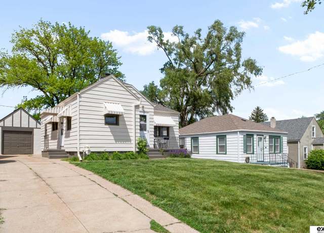 Property at 6468 Poppleton Ave, Omaha, NE 68106, 2 beds, 1 bath