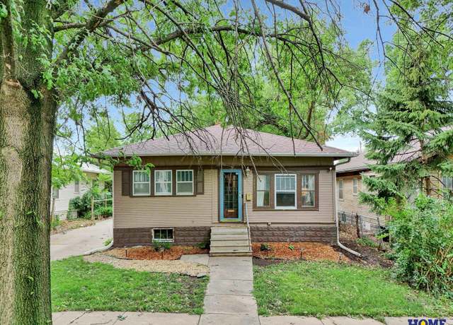 Property at 2831 F St, Lincoln, NE 68510, 2 beds, 2 baths