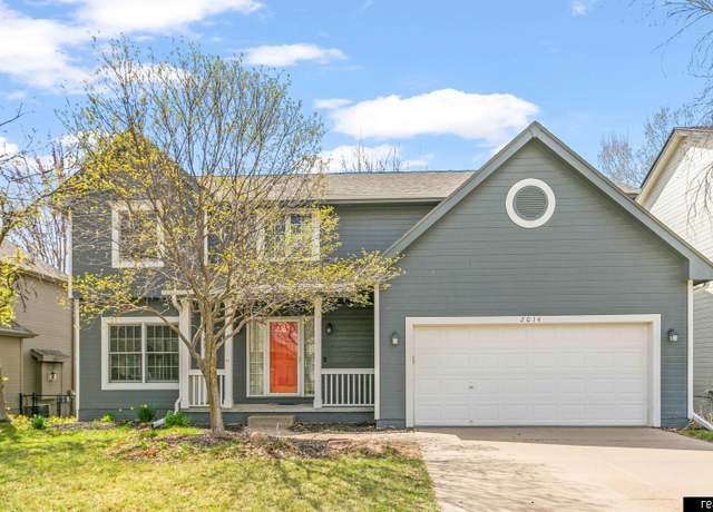 Property at 2014 S 199th St, Omaha, NE 68130, 4 beds, 3 baths