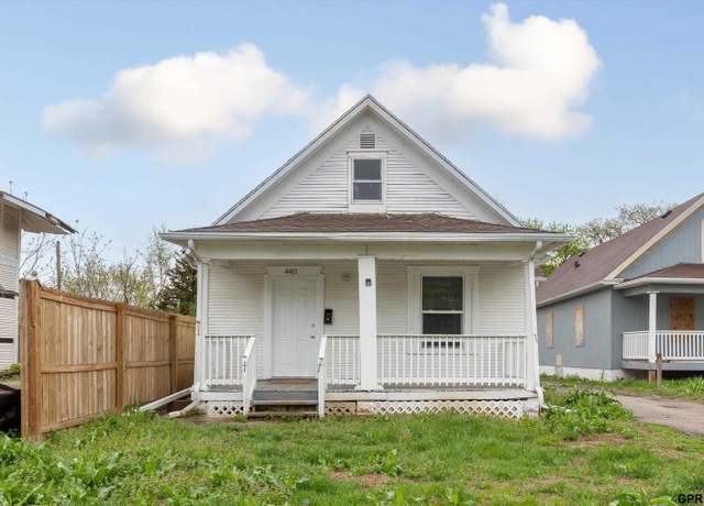 Property at 4411 Commercial Ave, Omaha, NE 68110, 2 beds, 1 bath