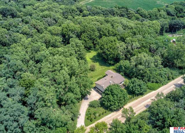 Property at 7386 Timber Creek Rd, Fort Calhoun, NE 68023, 5 beds, 3 baths