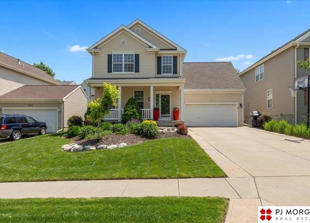 Property at 5003 S 194 St, Omaha, NE 68135, 4 beds, 3.5 baths
