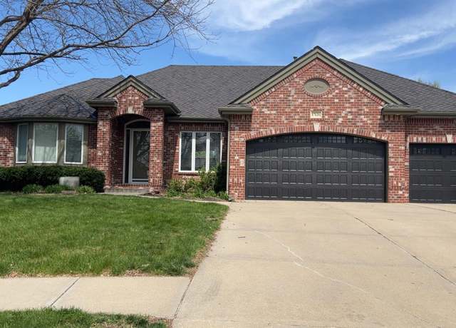 Property at 17126 Douglas St, Omaha, NE 68118, 4 beds, 4.5 baths