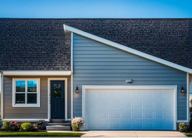 Property at 1224 S 14th Cir, Blair, NE 68008, 4 beds, 1 bath