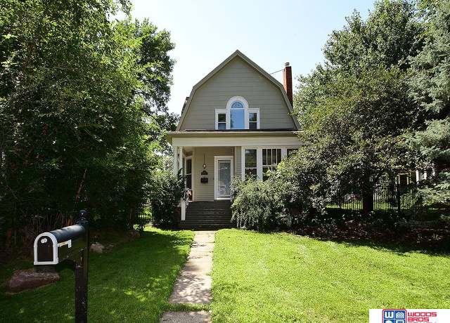 Property at 649 E 5th St, Fremont, NE 68025, 3 beds, 2.5 baths