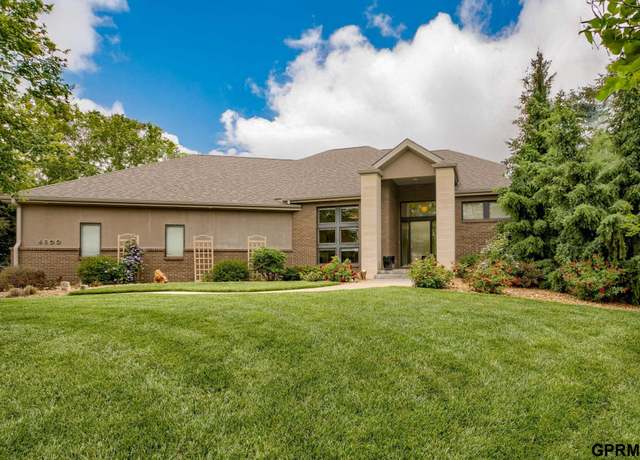 Property at 6500 Pheasant Run Ct, Lincoln, NE 68516, 5 beds, 3 baths