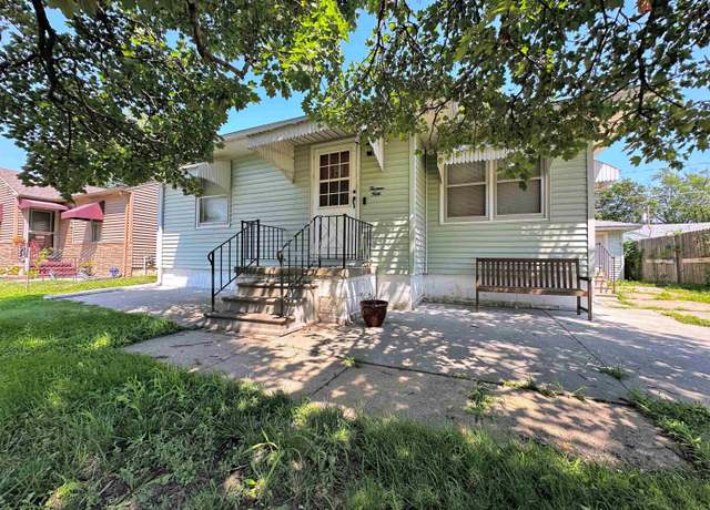 Property at 1350 N Madison Ave, Fremont, NE 68025, 2 beds, 1 bath