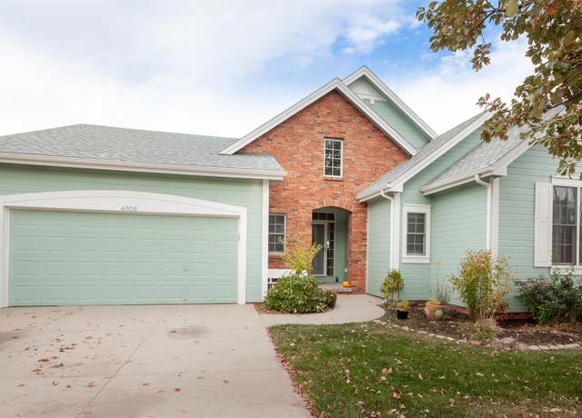 Property at 4606 Edgerton Dr, Papillion, NE 68133, 4 beds, 3 baths