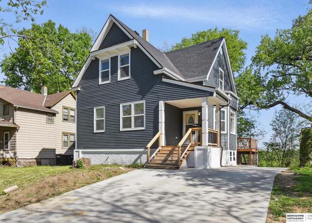 Property at 4032 Seward St, Omaha, NE 68111, 6 beds, 3 baths