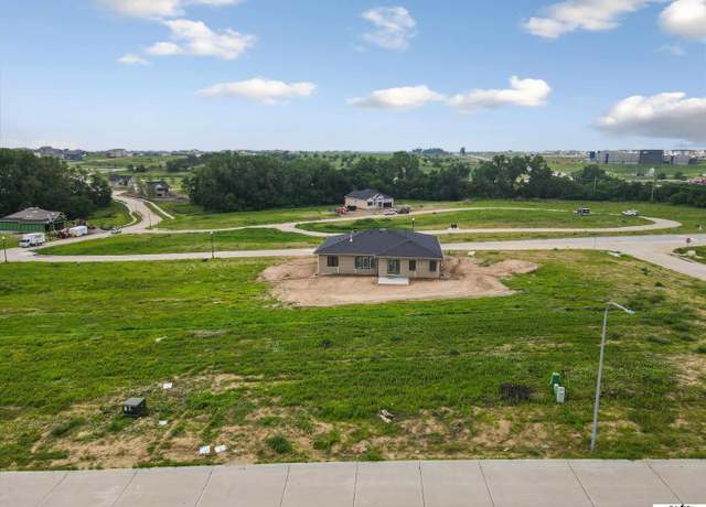 Property at 20125 U St, Omaha, NE 68135