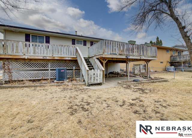 Property at 3109 Harrison St, Bellevue, NE 68147, 3 beds, 1.5 baths