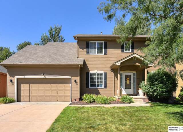 Property at 9216 S 169th St, Omaha, NE 68136, 4 beds, 3 baths