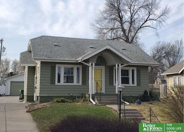 Property at 3035 Cable Ave, Lincoln, NE 68502, 3 beds, 2 baths