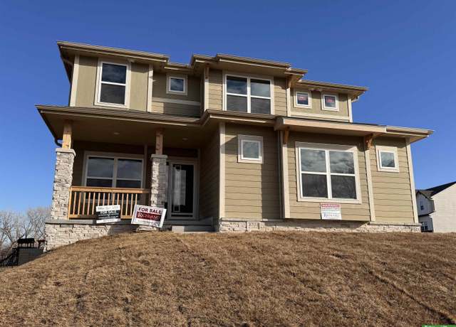 Property at 8701 N 177th St, Bennington, NE 68007, 4 beds, 2.5 baths