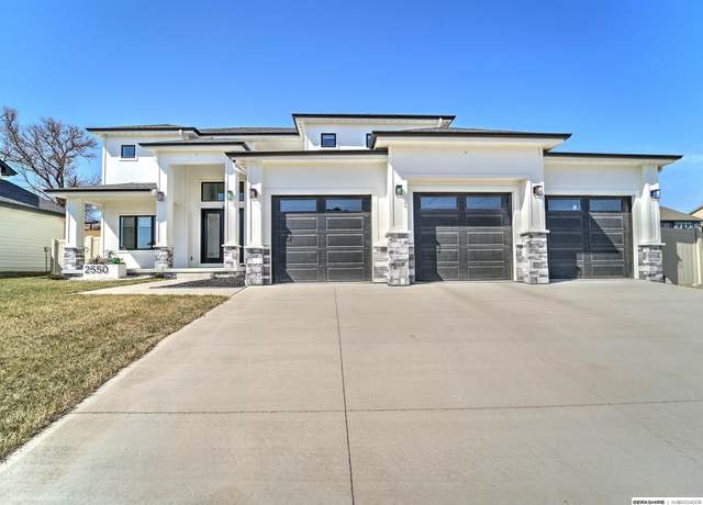 Property at 2550 N 188th St, Elkhorn, NE 68022, 4 beds, 4.5 baths