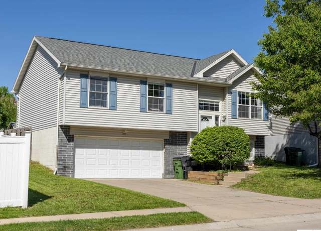 Property at 7112 S 177 St, Omaha, NE 68136, 3 beds, 2.5 baths