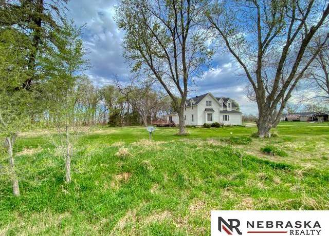 Property at 4400 County Road G, Tekamah, NE 68061, 6 beds, 3 baths