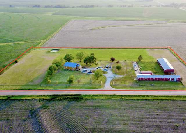 Property at 26855 SW 89th Rd, Beatrice, NE 68310, 4 beds, 2 baths