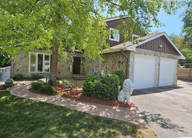 Property at 5124 County Road P37, Blair, NE 68008, 4 beds, 3.5 baths