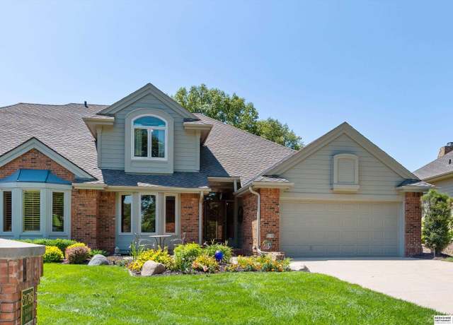 Property at 21746 Stanford Cir, Omaha, NE 68022, 3 beds, 3.5 baths