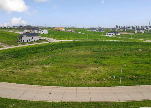 Property at 20044 V St, Omaha, NE 68135