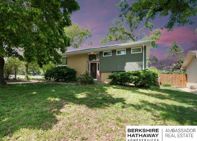 Property at 9222 Sahler St, Omaha, NE 68134, 3 beds, 2 baths