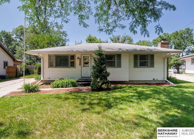 Property at 4336 Judson St, Lincoln, NE 68504, 3 beds, 1 bath