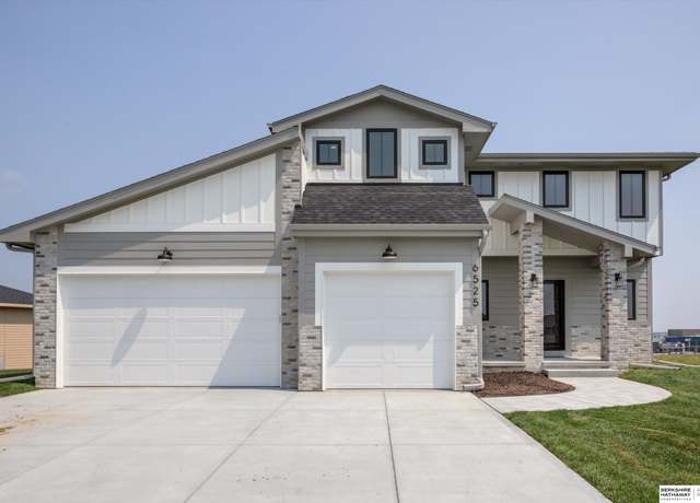 Property at 6525 S 208th Ave, Elkhorn, NE 68022, 5 beds, 3.5 baths