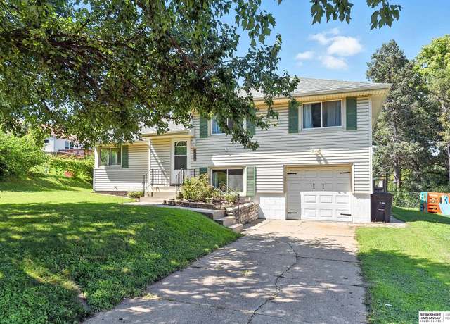 Property at 3816 Martha St, Omaha, NE 68105, 4 beds, 2.5 baths