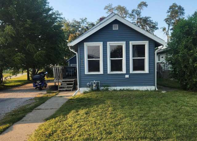 Property at 3620 2nd Ave, Council Bluffs, IA 51501, 2 beds, 1 bath