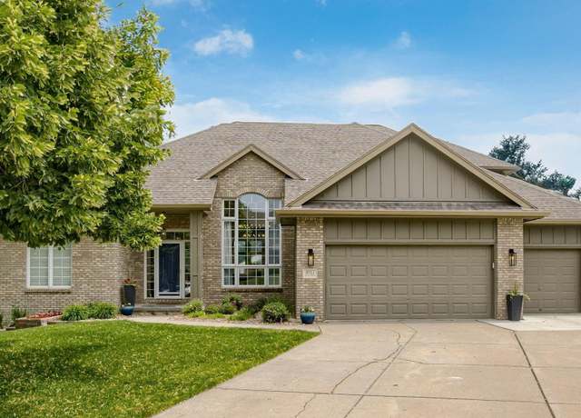 Property at 9711 S 176th St, Omaha, NE 68136, 5 beds, 3.5 baths