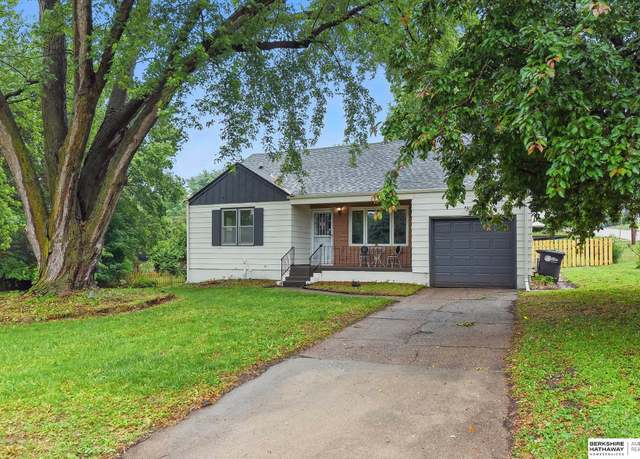 Property at 7245 Pratt St, Omaha, NE 68134, 3 beds, 1.5 baths
